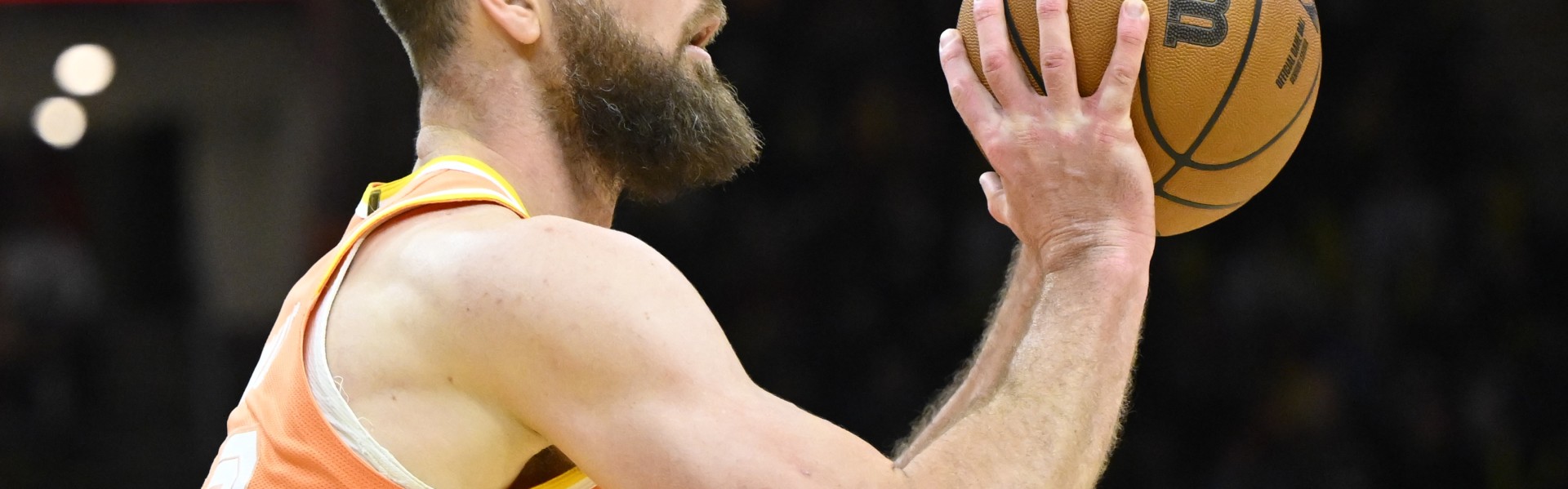 LOL电竞竞猜入口-骑士主场迎战活塞 迪恩·韦德&amp;米切尔&amp;斯特鲁斯缺席比赛